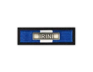 Baretka Medal Wspólnej Europejskiej Polityki Bezpieczeństwa i Obrony z okuciem IRINI (przypinane na pinsie)