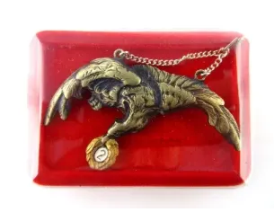 GAPA PILOTA - 2 KLASY (wykonana ze złotym wieńcem)