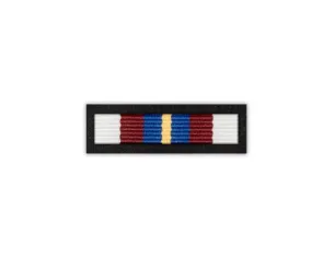 Medal Chwała Ofiarnym i nieustraszonym (przypinane na pinsie)